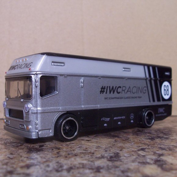 Hot Wheels Team Transport - Euro Hauler *loose* *hauler only* - Picture 1 of 5